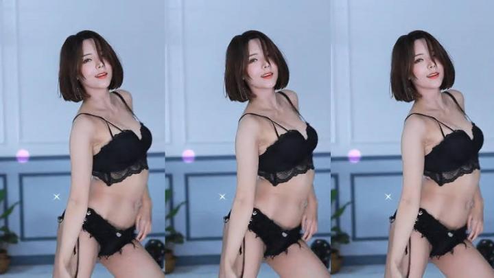 韩国美女主播【慧明】直播骚舞诱惑视频三